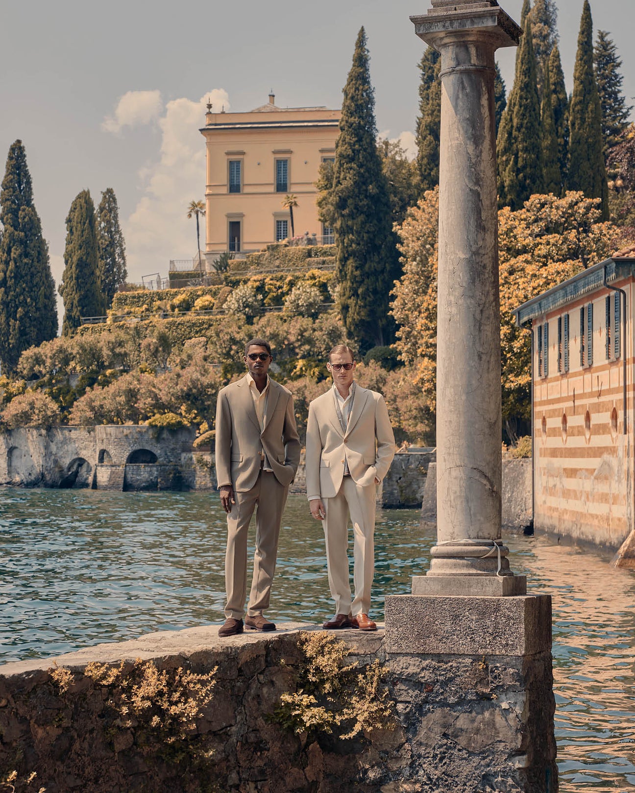 Benjamin Barker - Man styling summer linen and cotton pieces for fall fashion transition