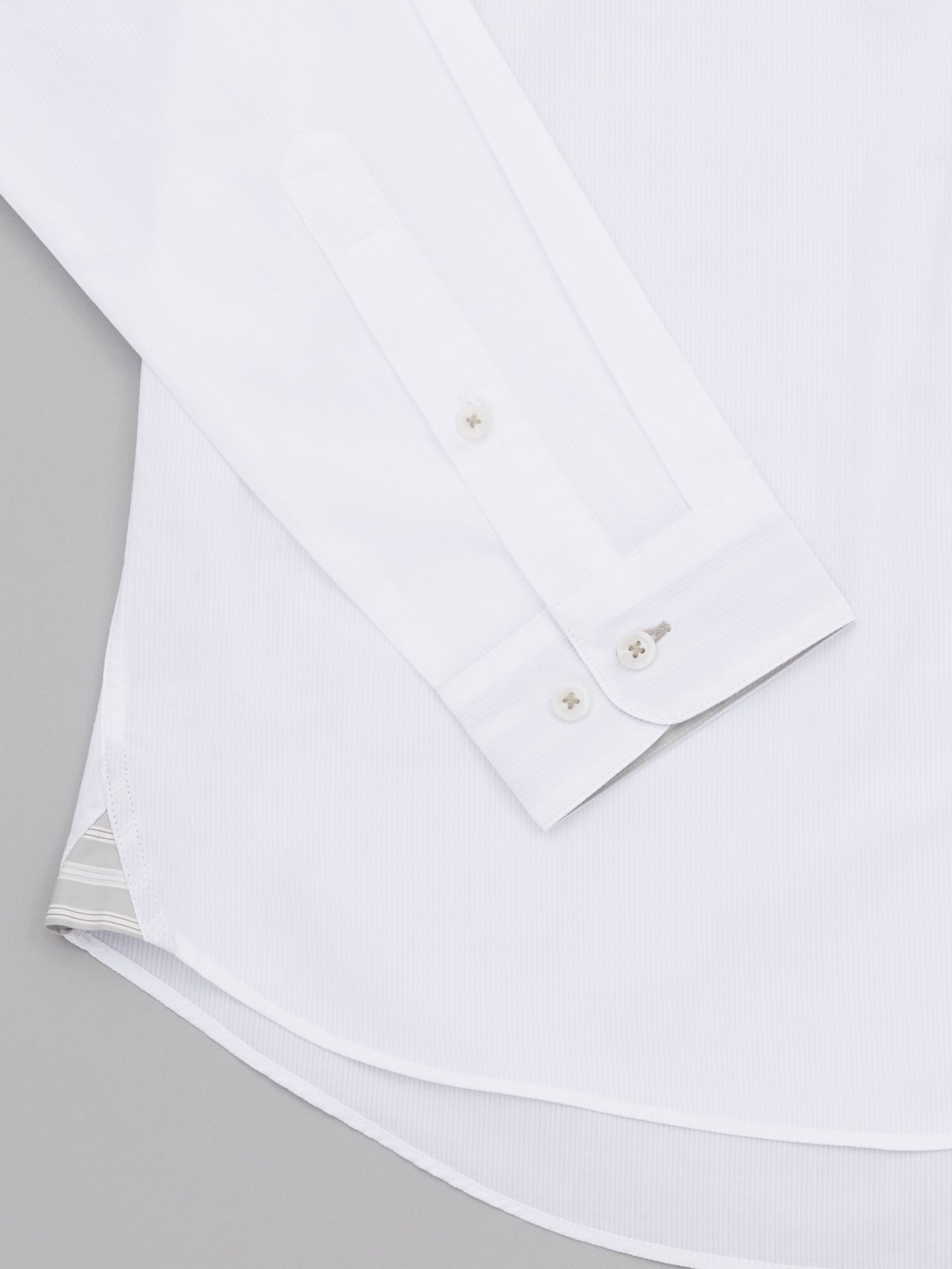 Shichi White Seersucker