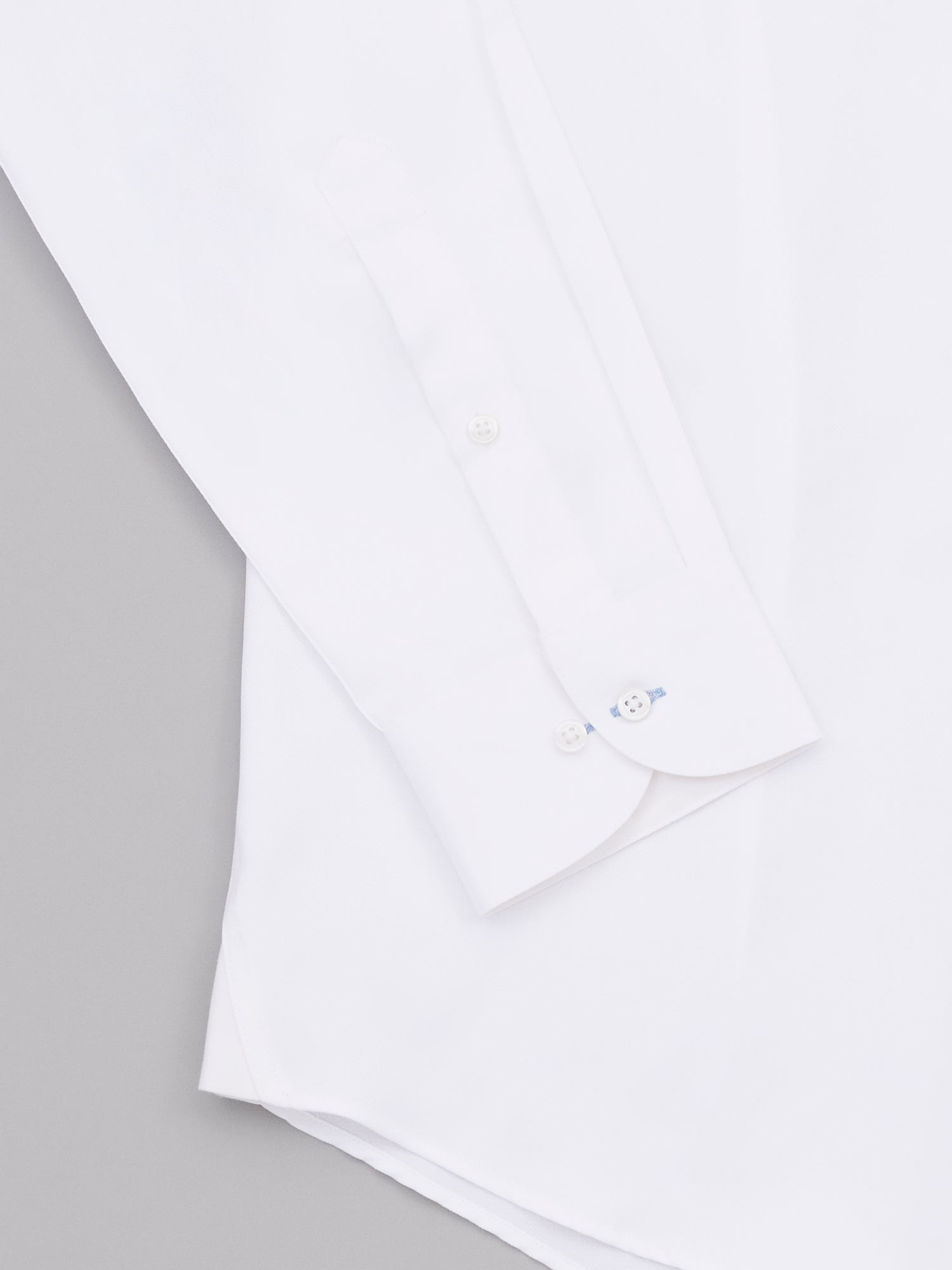 Konishi White Easy Care Herringbone