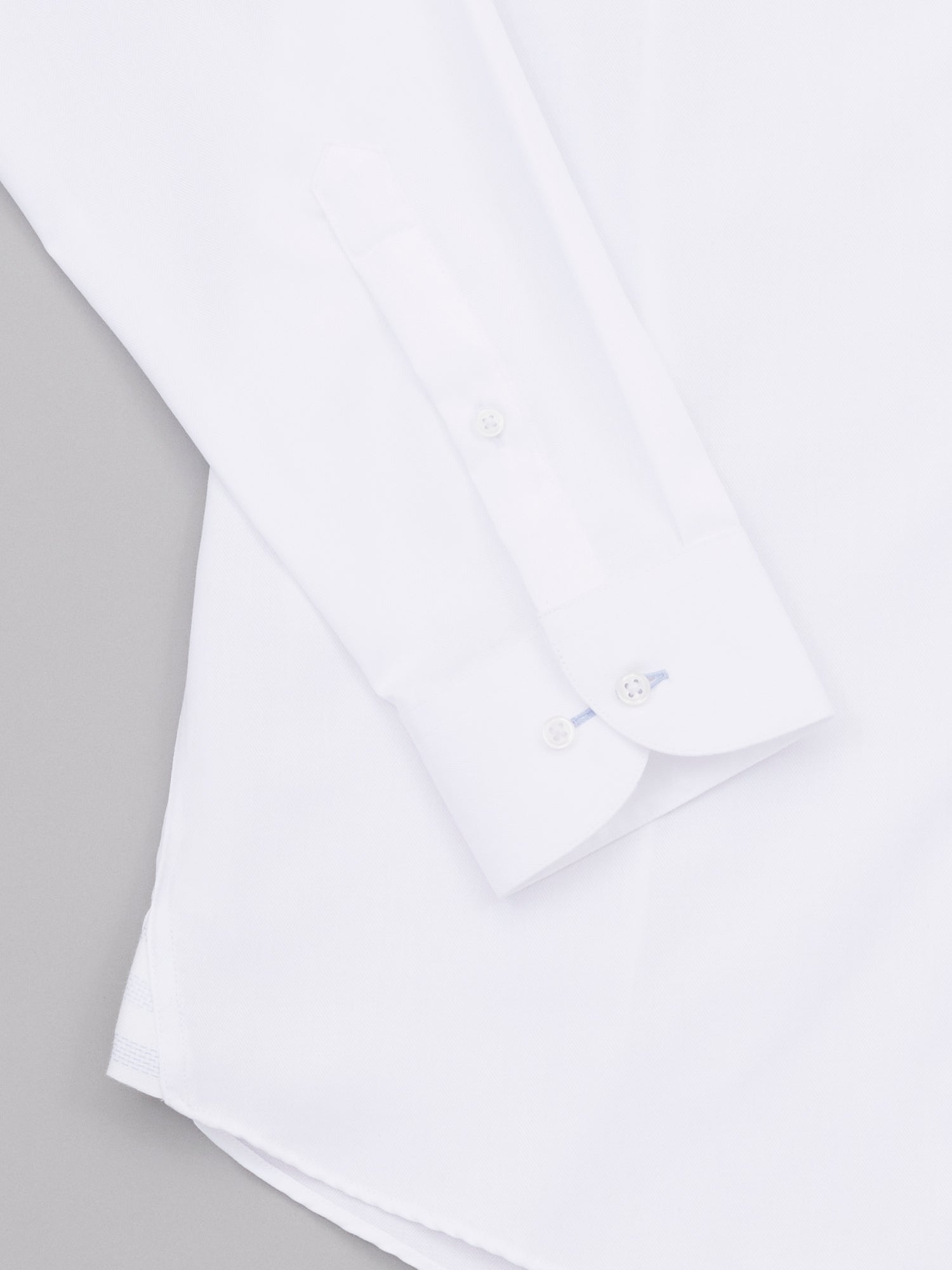 Ueda White Easy Care Herringbone